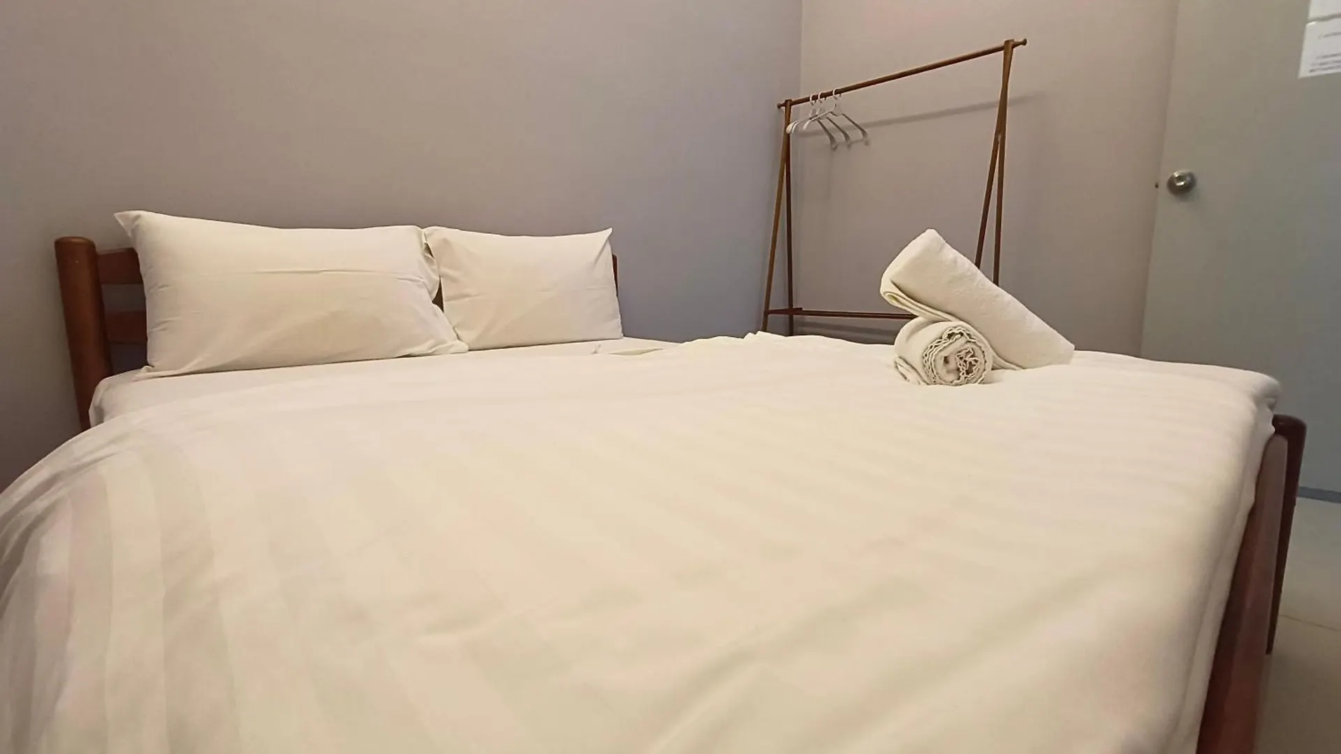 Amber Cove - Luxury Design By Luxpro Management - 6~7 Pax Apartment Malacca