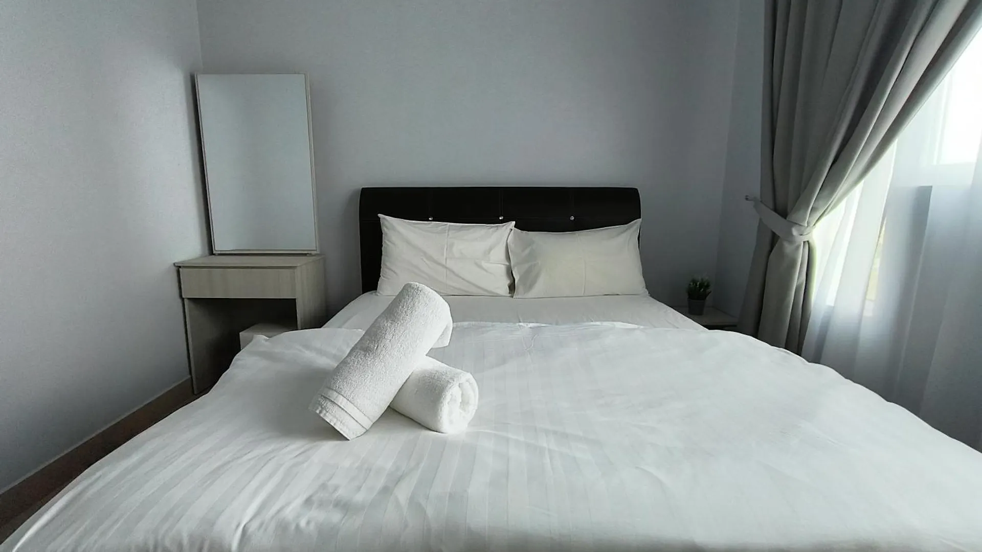 Amber Cove - Luxury Design By Luxpro Management - 6~7 Pax Apartment Malacca