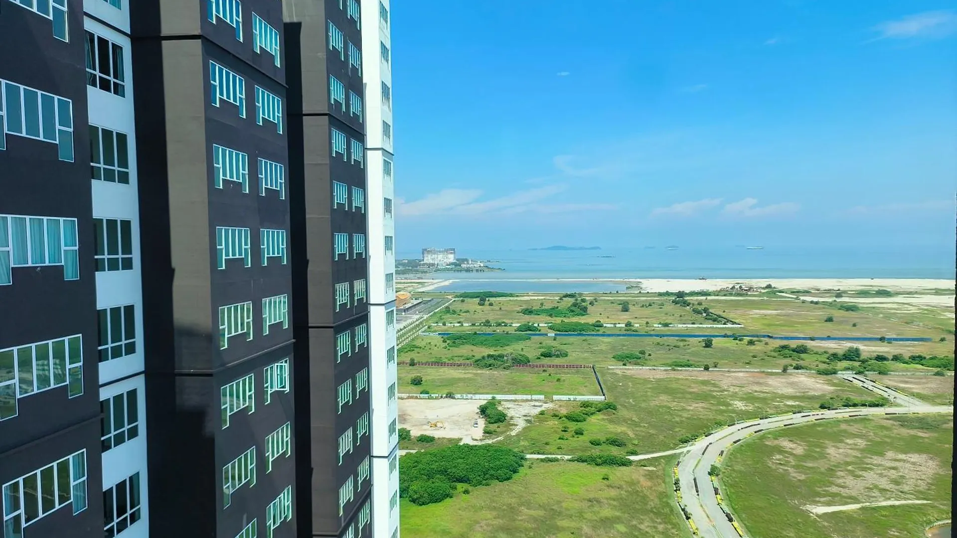 Amber Cove - Luxury Design By Luxpro Management - 6~7 Pax Apartment Malacca 0*,